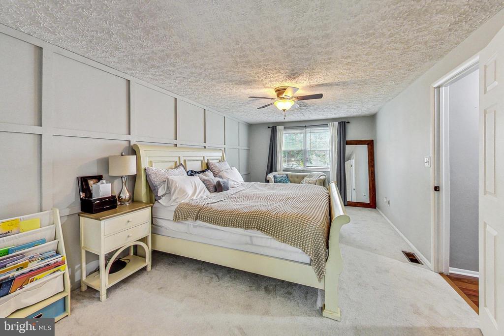 1417 BOULDER CT
