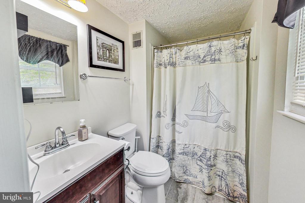 1417 BOULDER CT