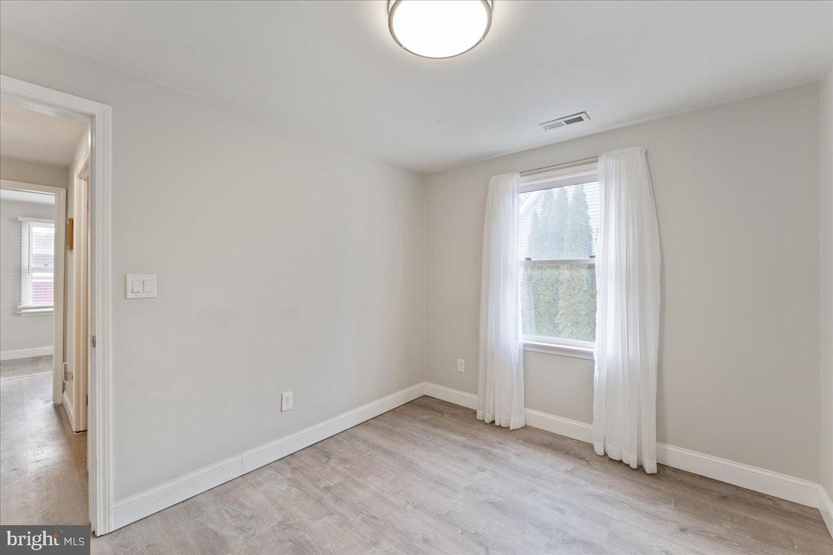 613 Mann Rd