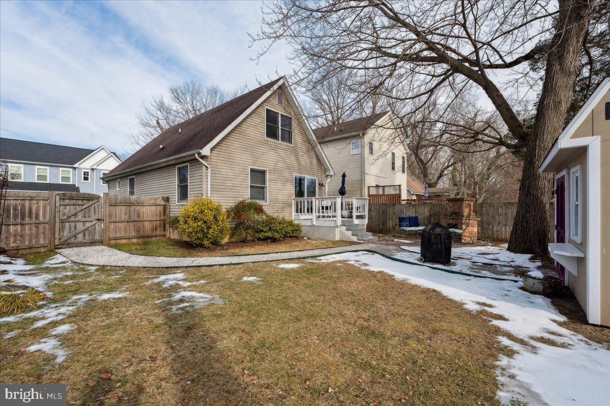 613 Mann Rd