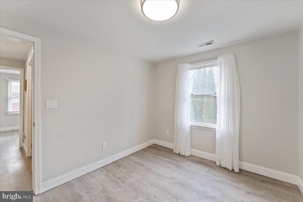 613 Mann Rd