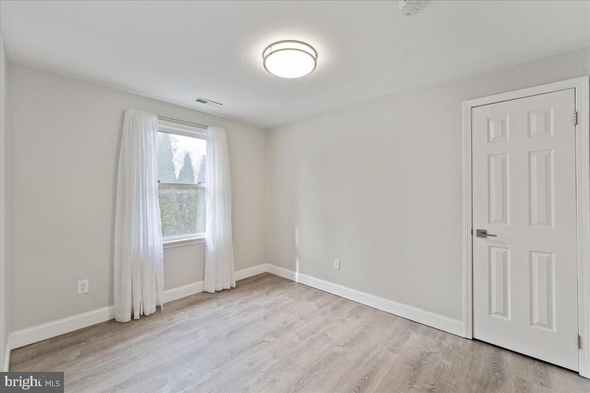 613 Mann Rd