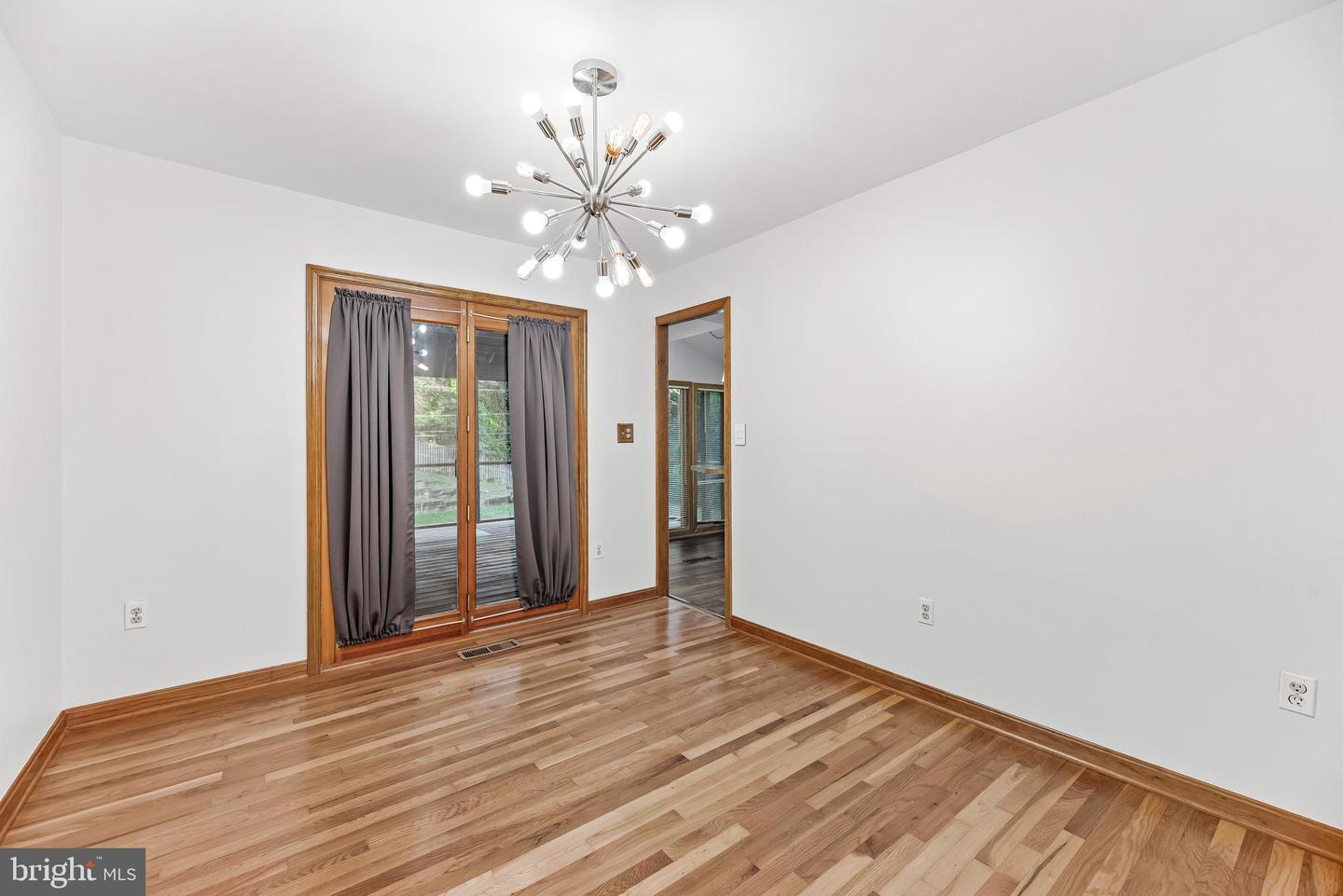 592 Nolberry Dr