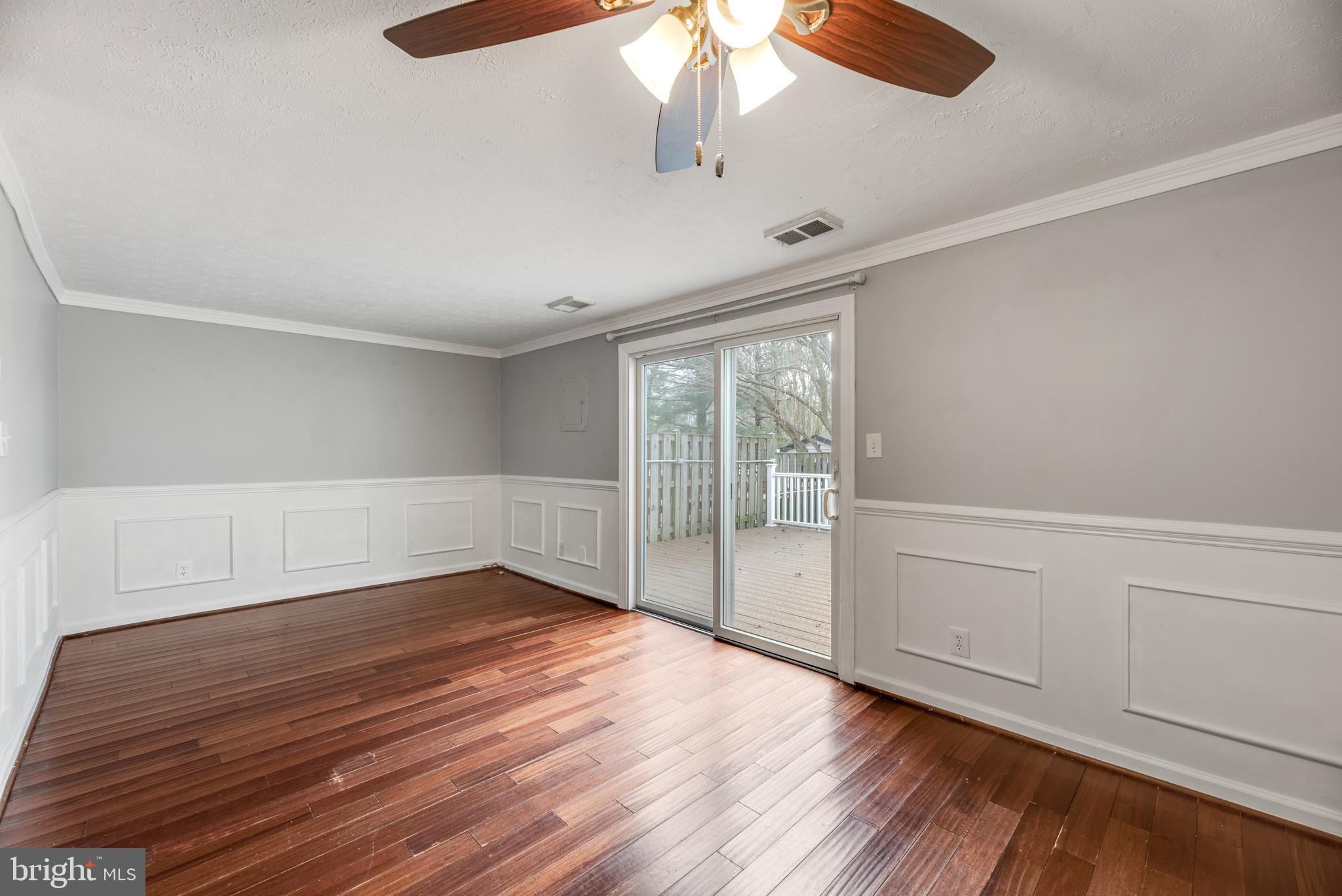 1592 LODGE POLE COURT