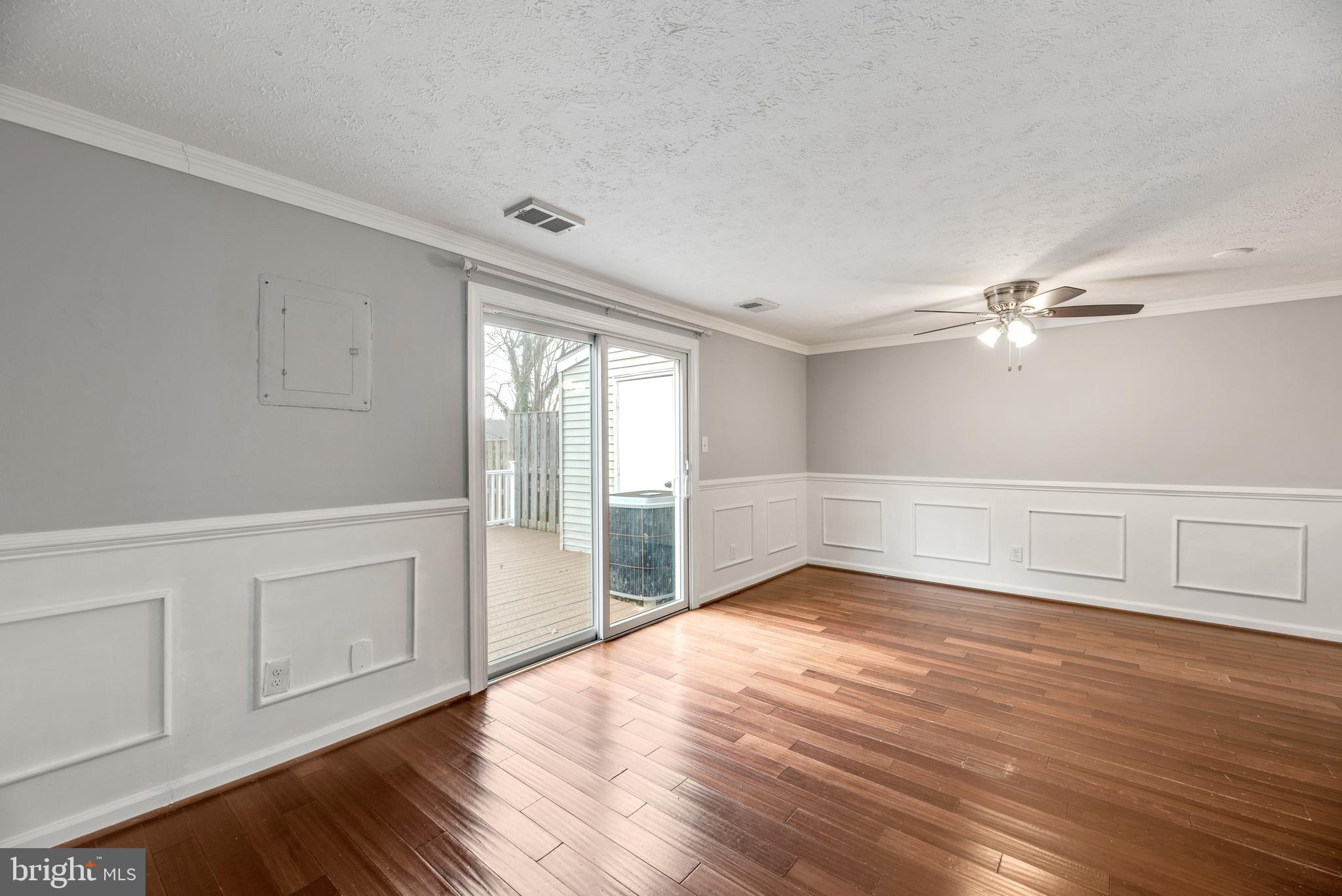 1592 LODGE POLE COURT