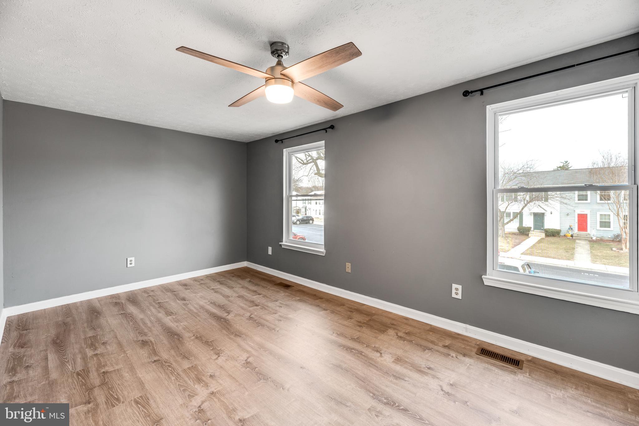 1592 LODGE POLE COURT