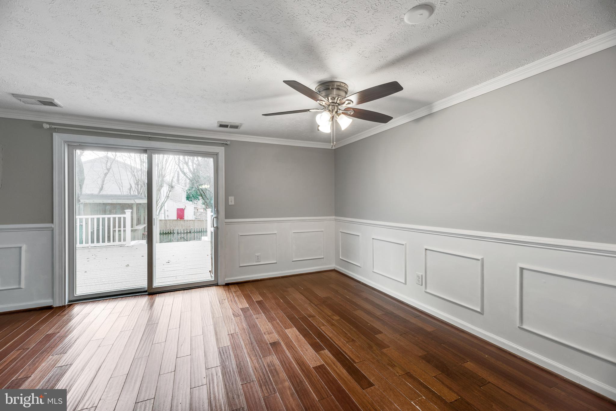 1592 LODGE POLE COURT