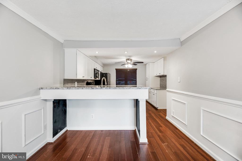 1592 LODGE POLE COURT