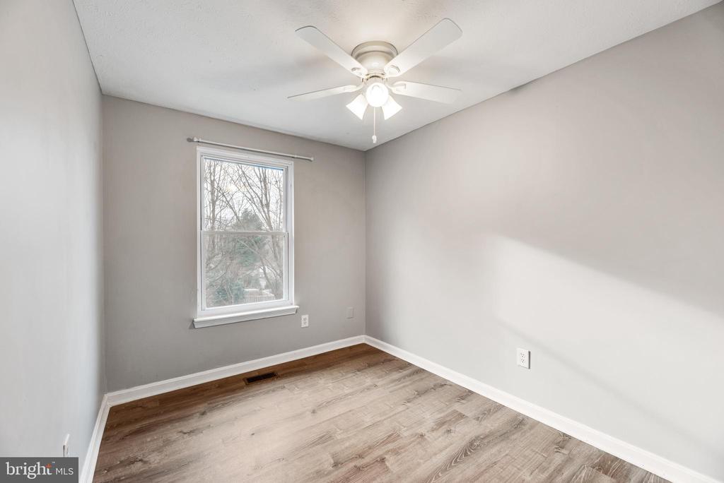 1592 LODGE POLE COURT