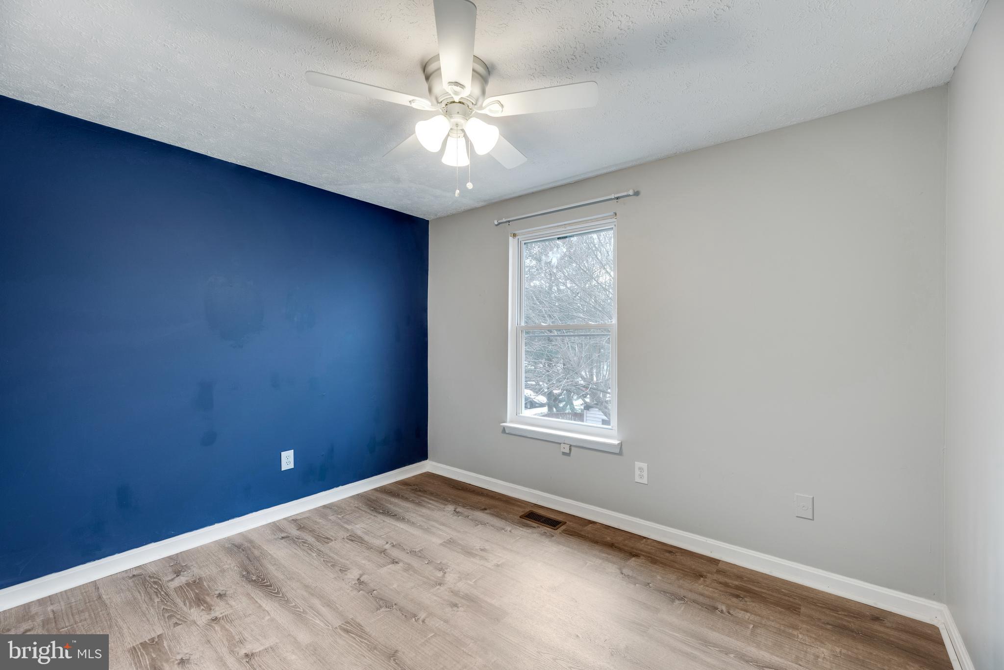 1592 LODGE POLE COURT