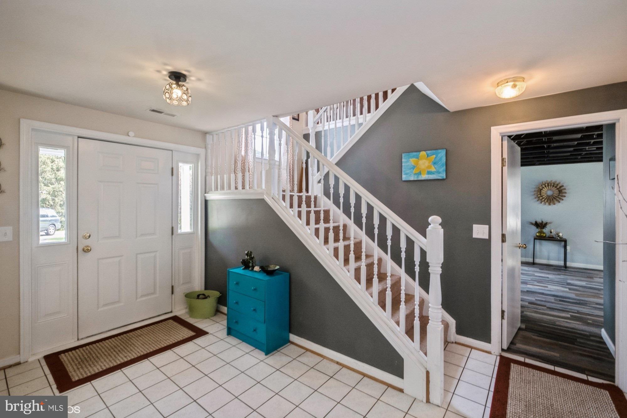 9628 Cortland Ln