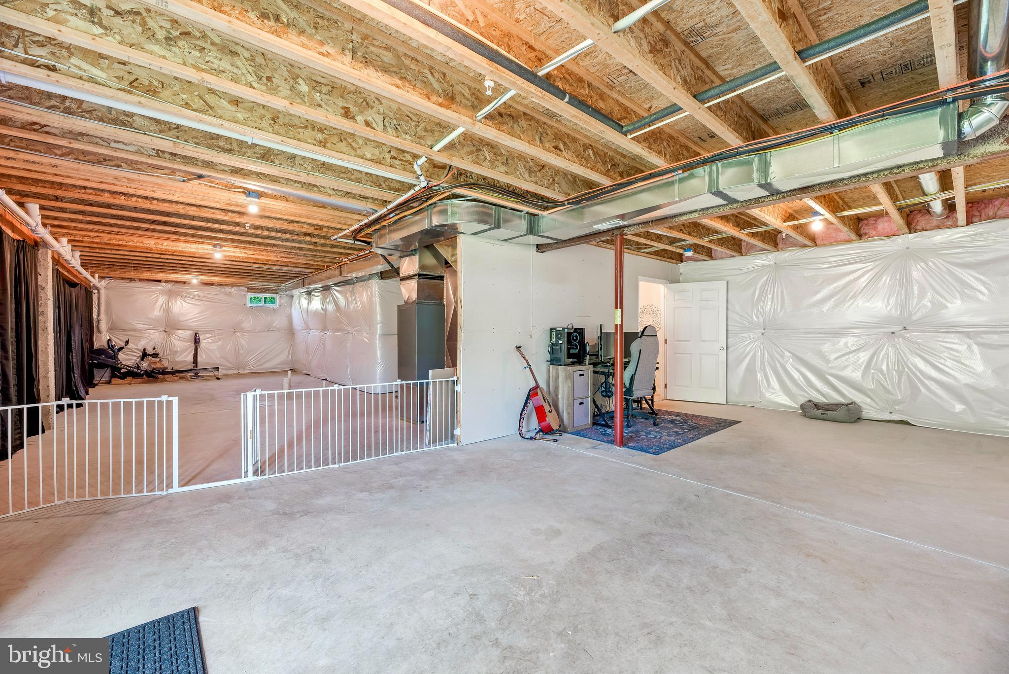 6409 Edith Ln