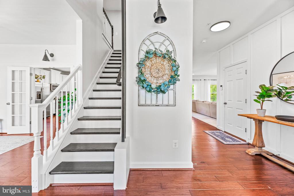 6409 Edith Ln