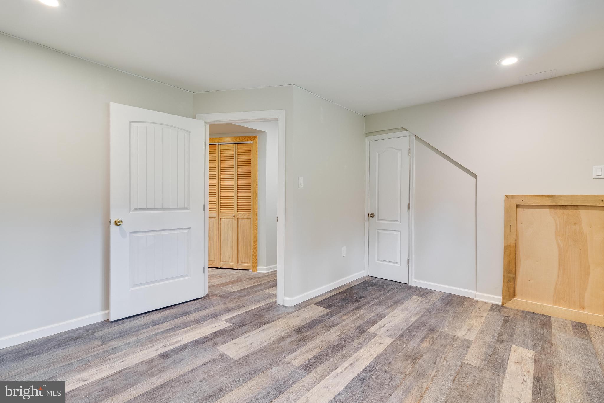 1200 Neptune Ln