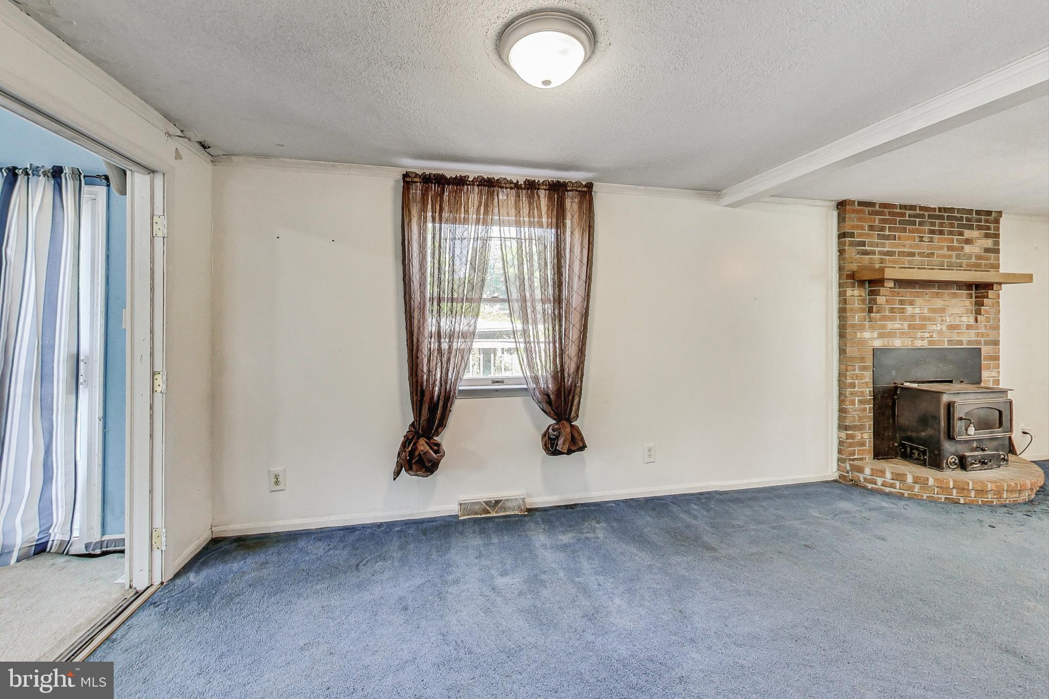 55 Buckler Rd