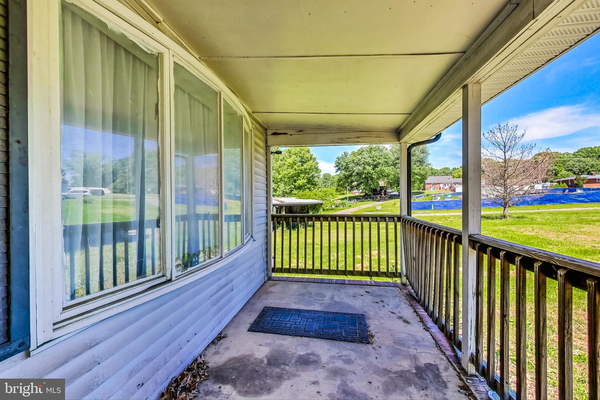 55 Buckler Rd