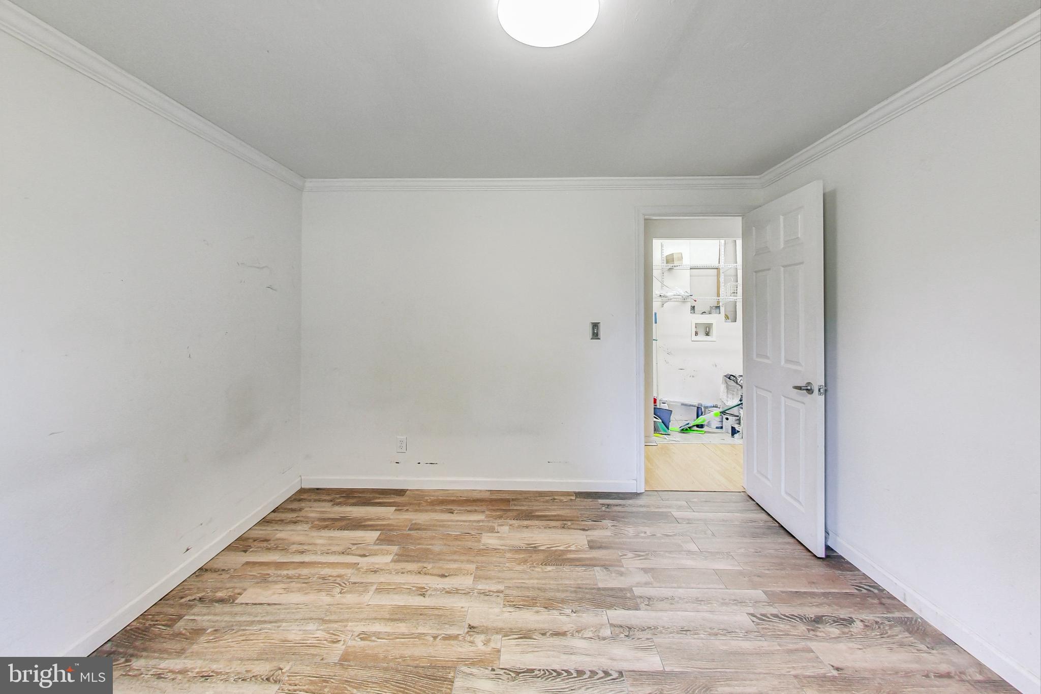 55 Buckler Rd