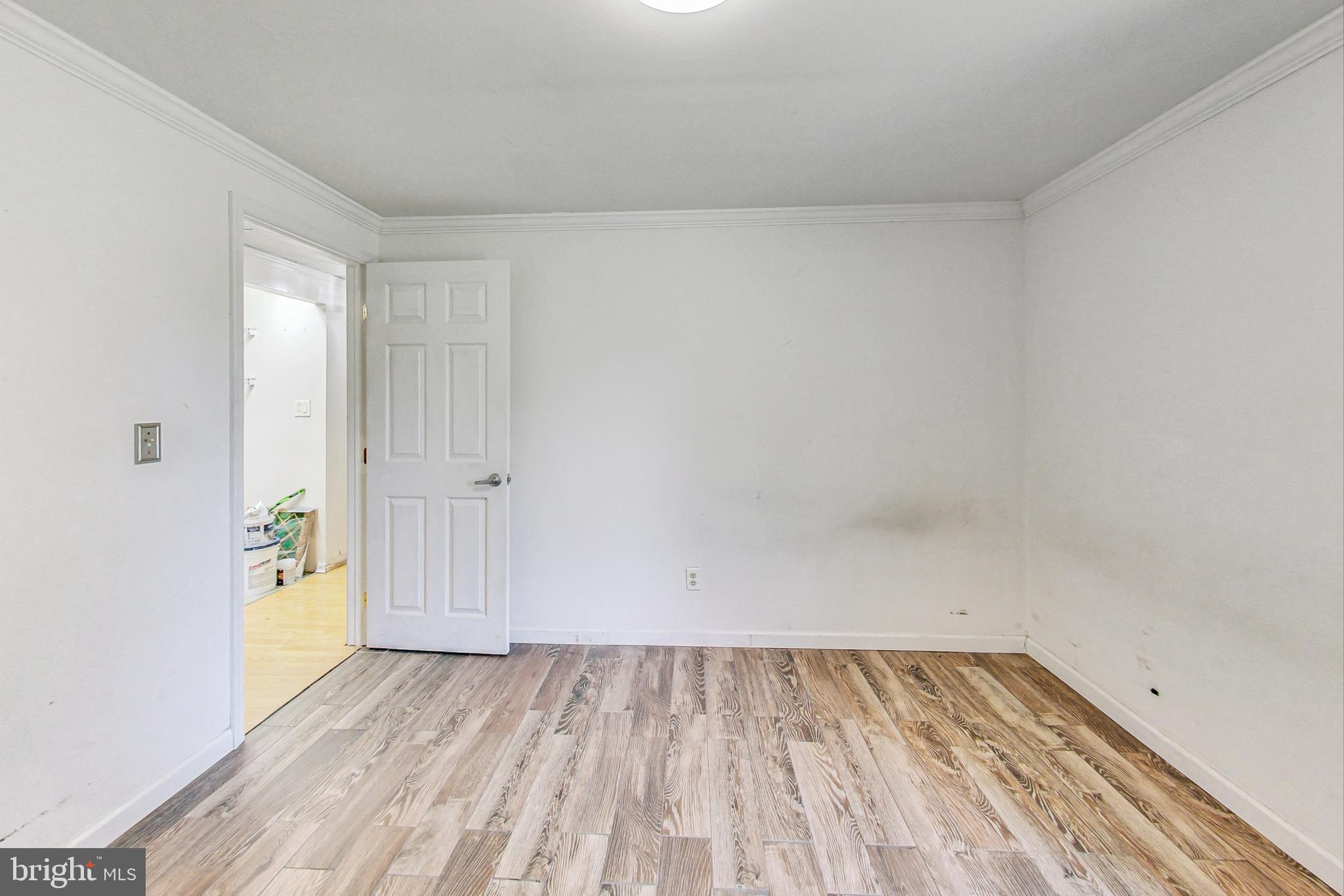 55 Buckler Rd