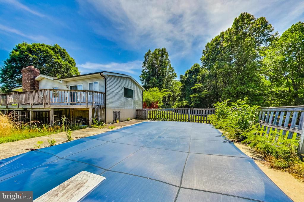 55 Buckler Rd