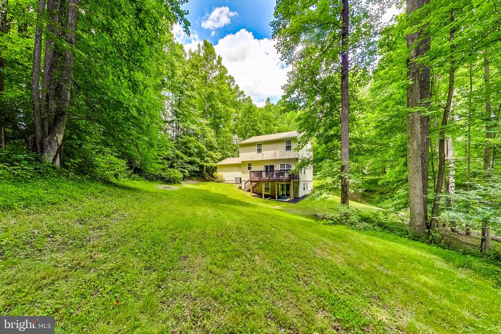 855 E Mount Harmony Rd