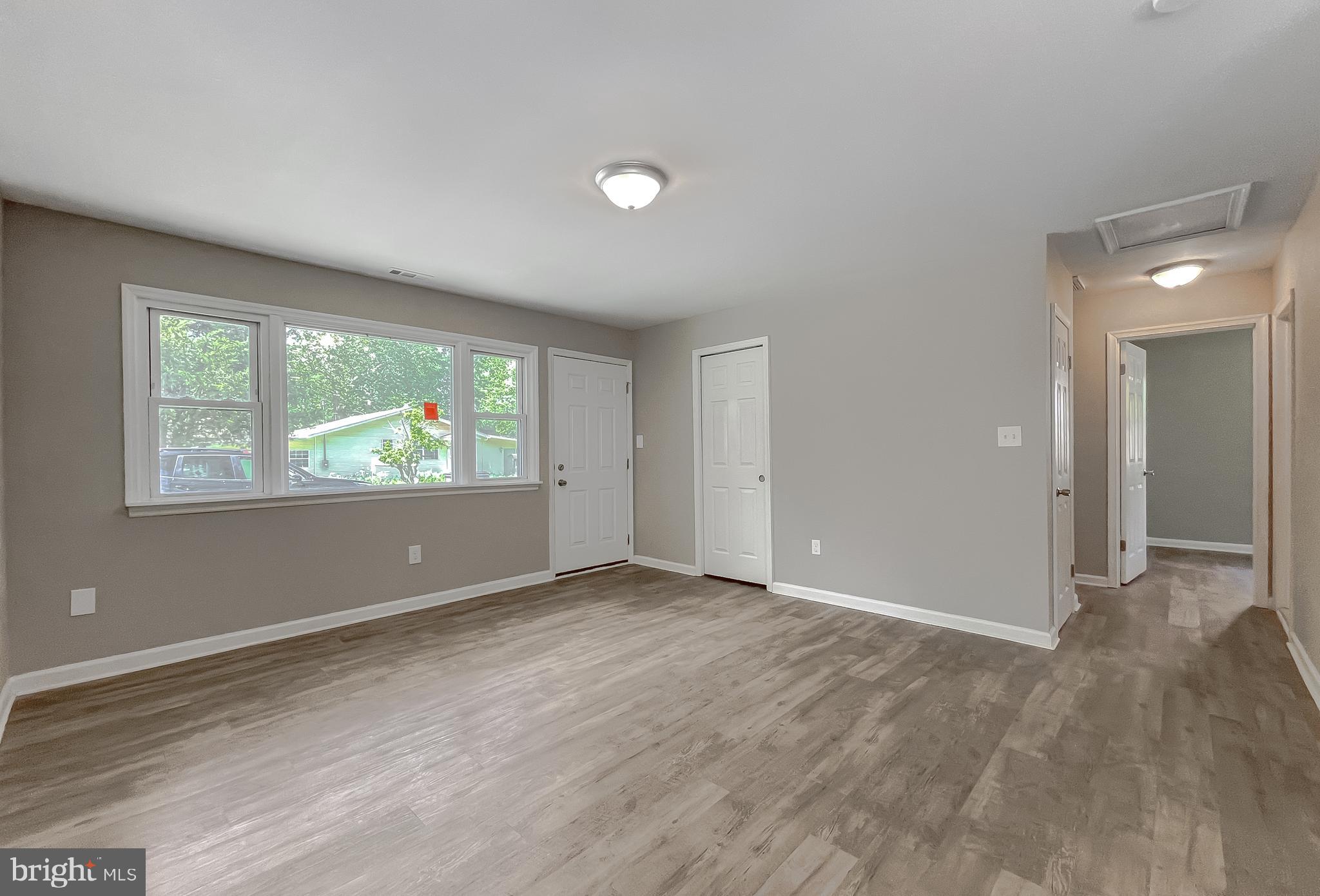 1607 Beech