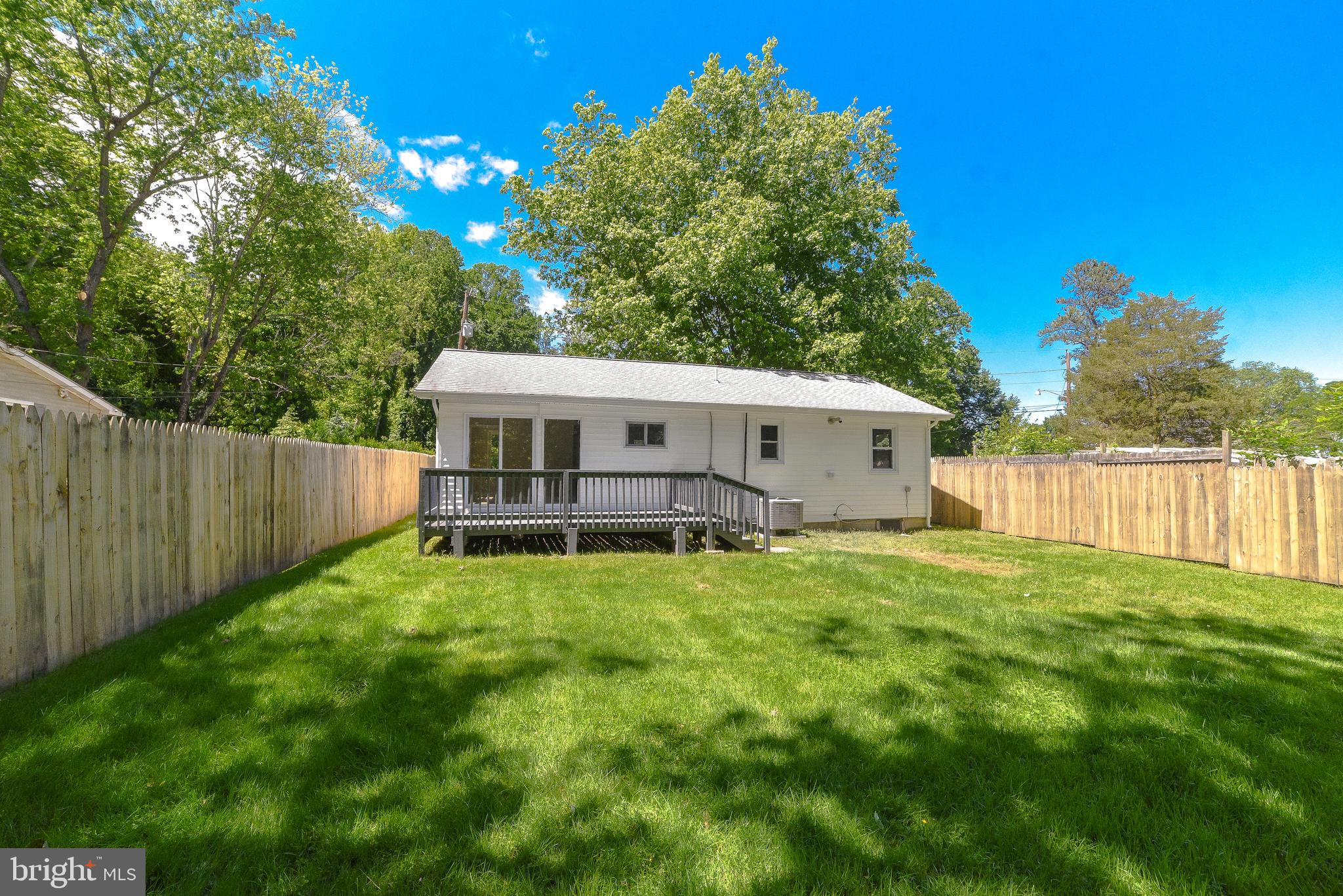 1607 Beech