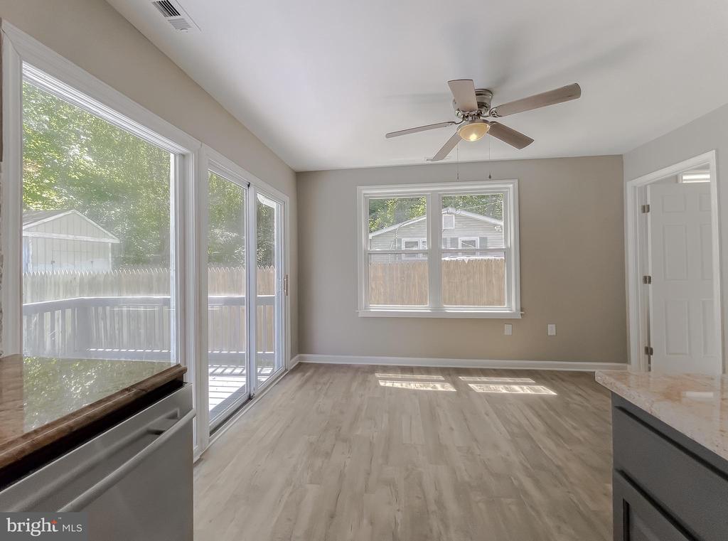 1607 Beech