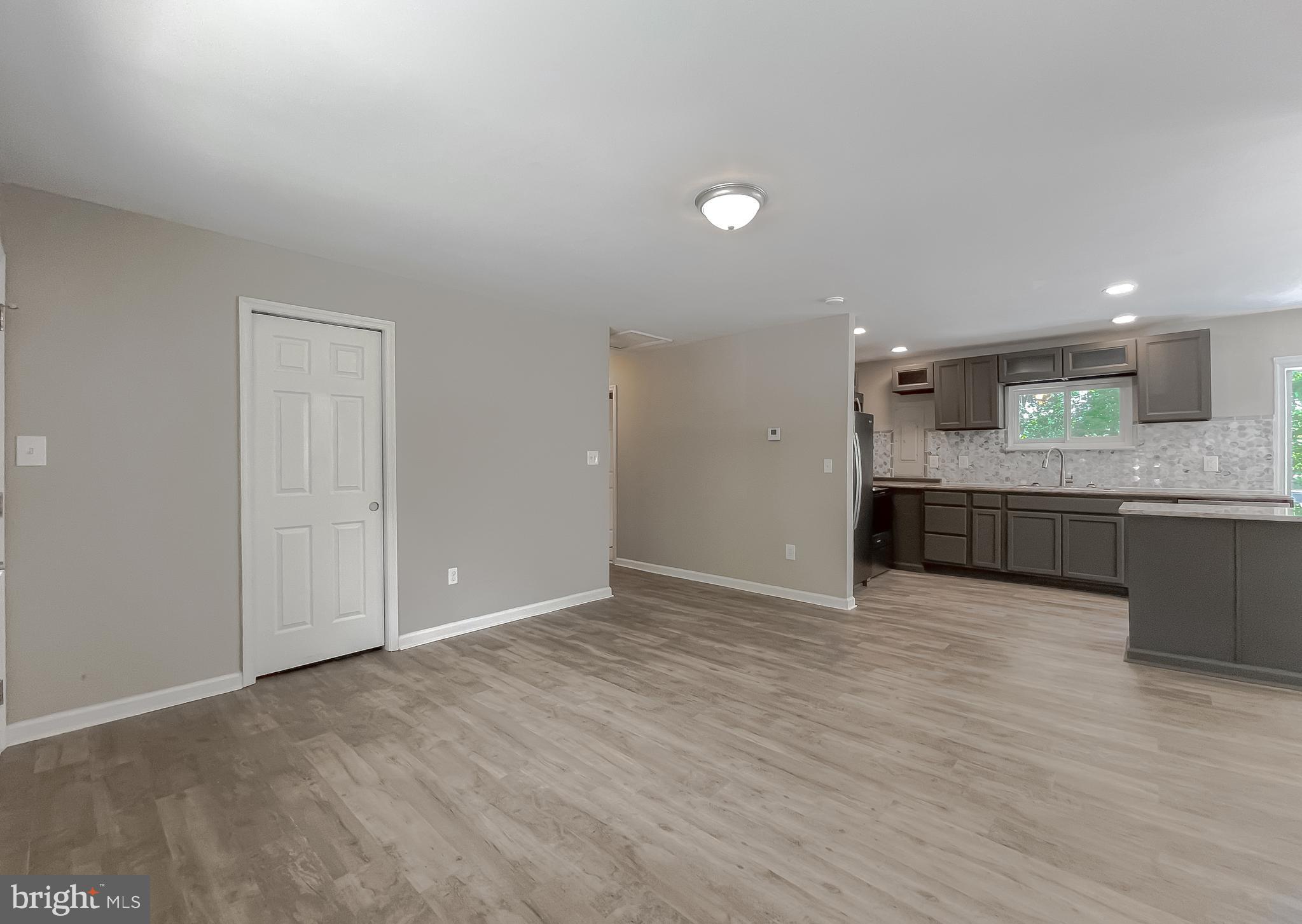 1607 Beech