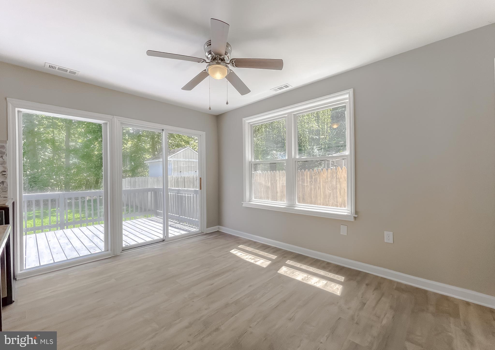 1607 Beech