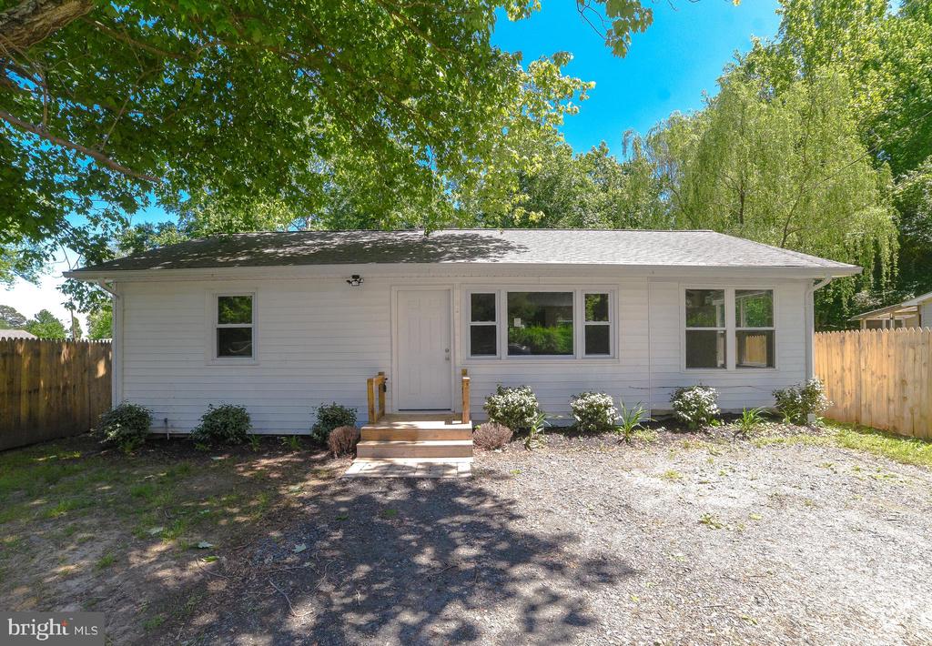 1607 Beech