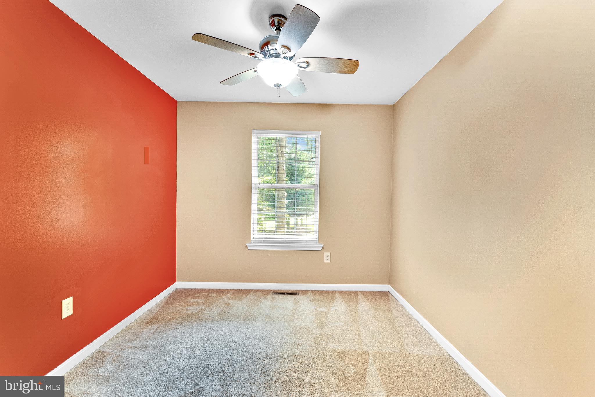 1010 ADOBE DR