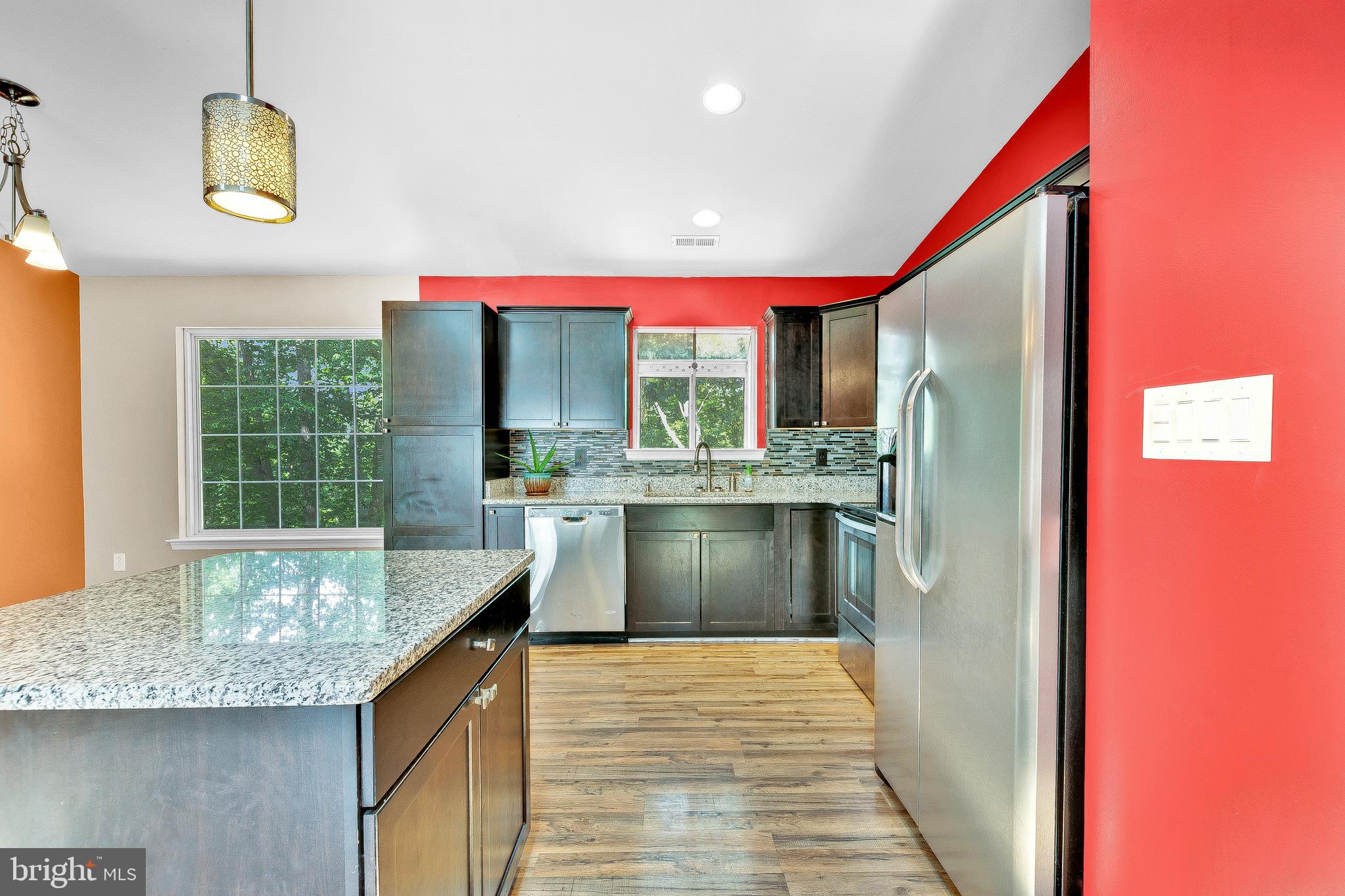 1010 ADOBE DR
