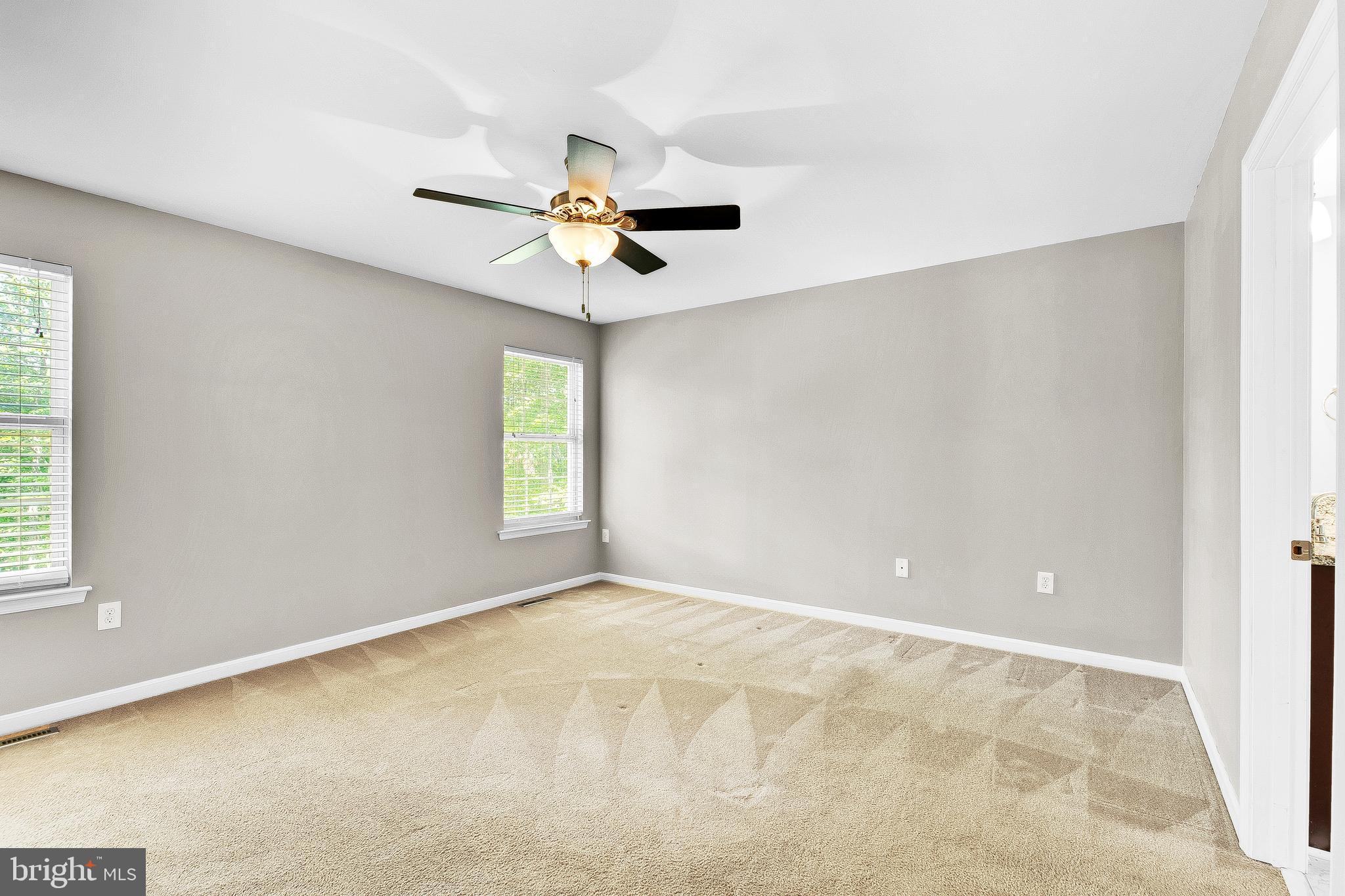 1010 ADOBE DR