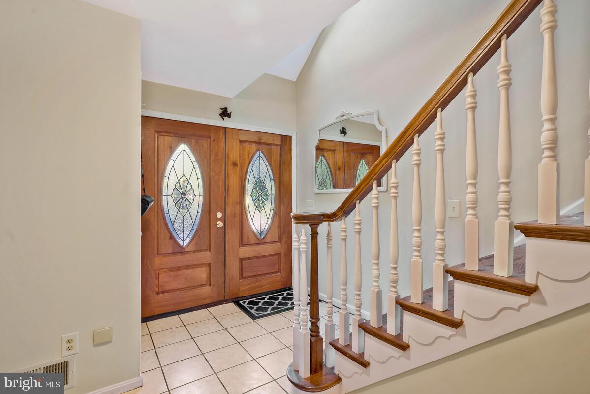 215 Piney Point Ln