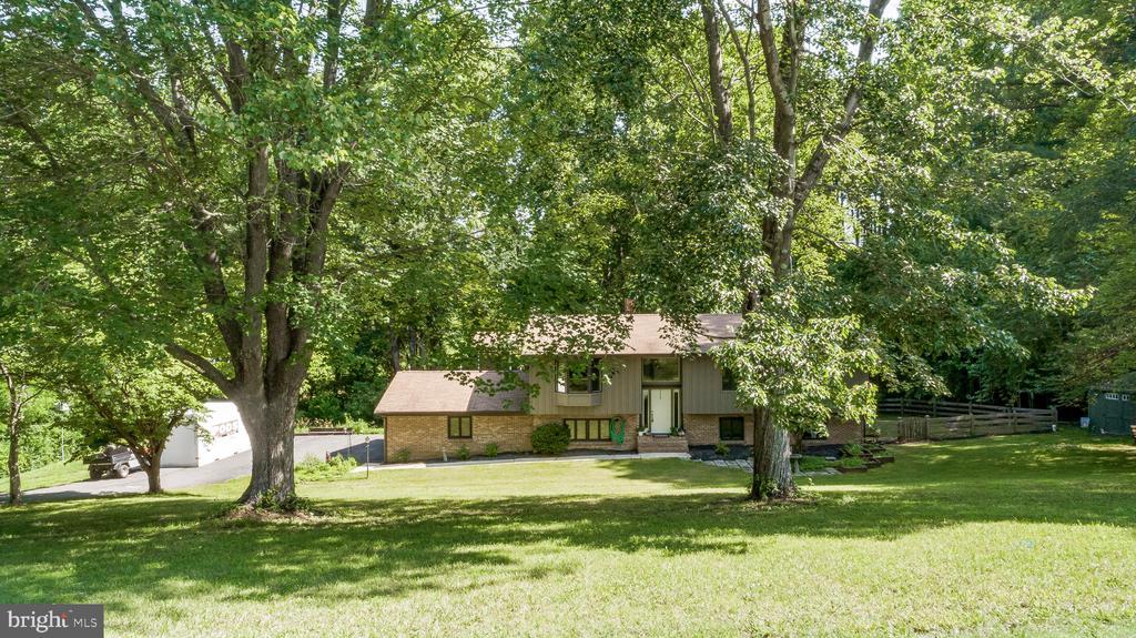1200 Neptune Ln