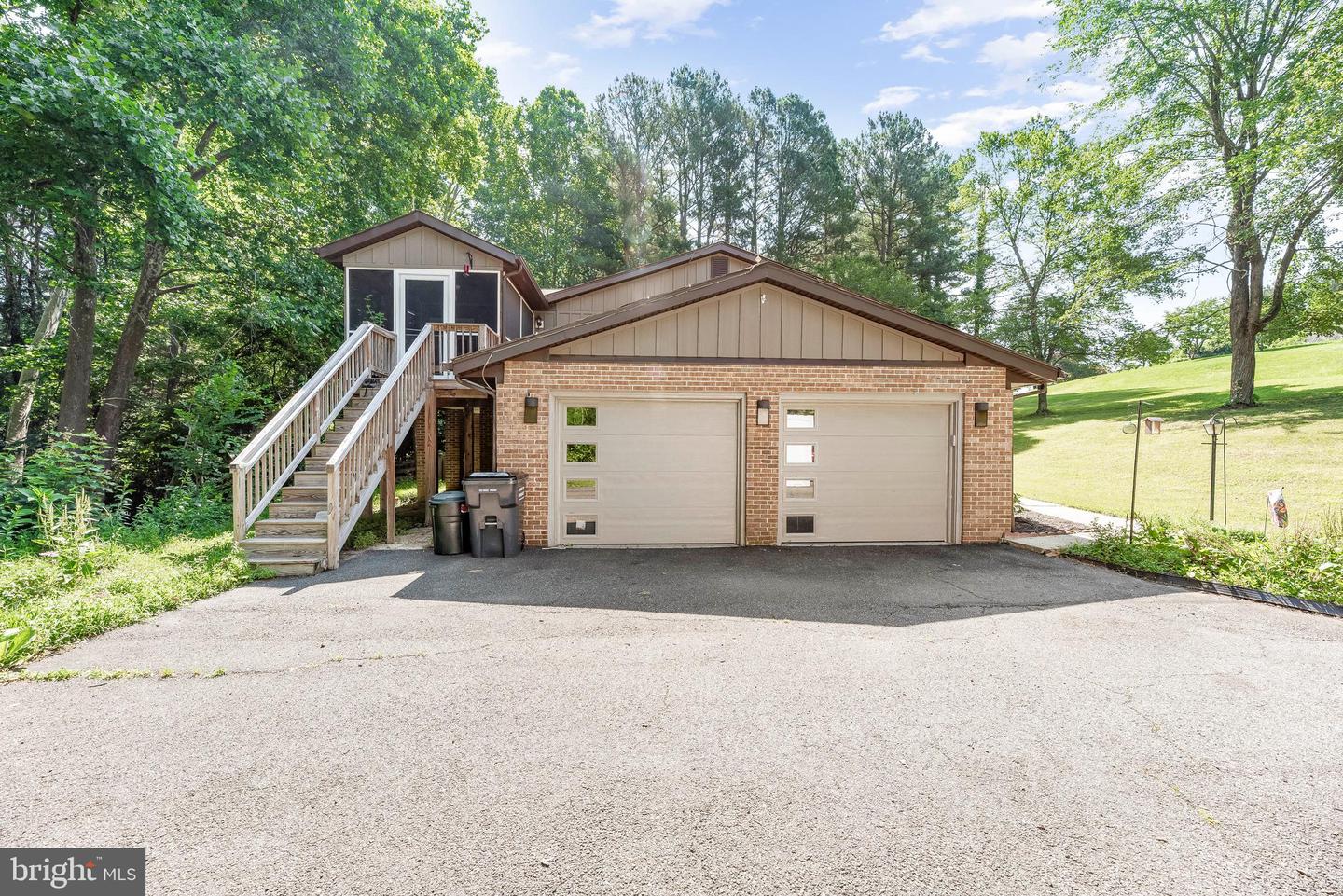 1200 Neptune Ln