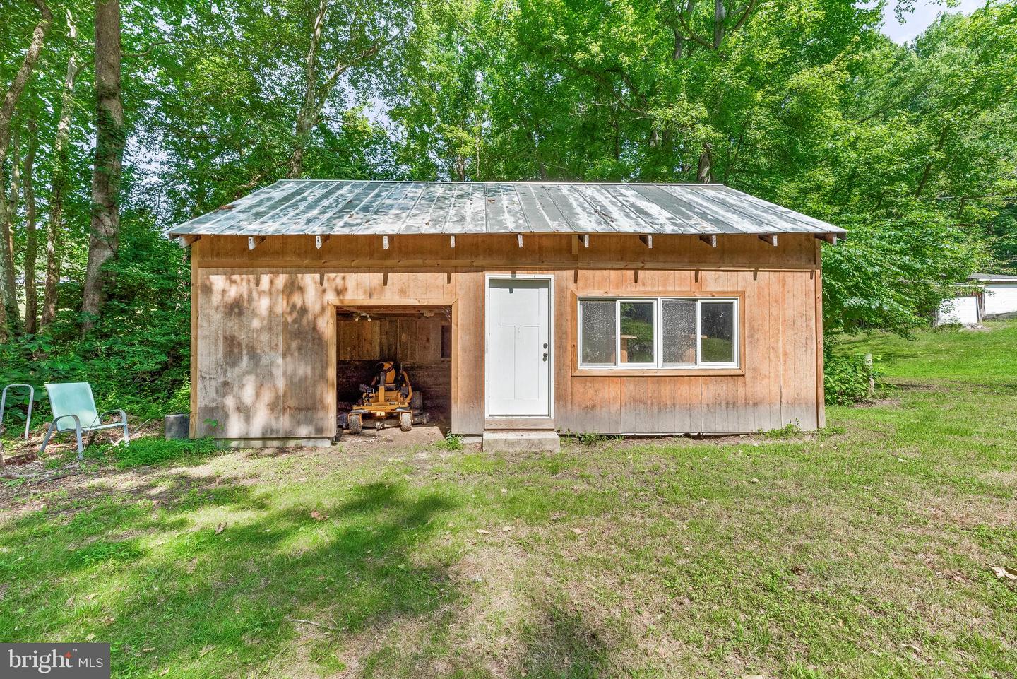 1200 Neptune Ln