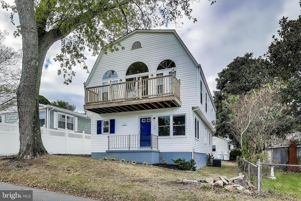 122 CHESAPEAKE AVENUE