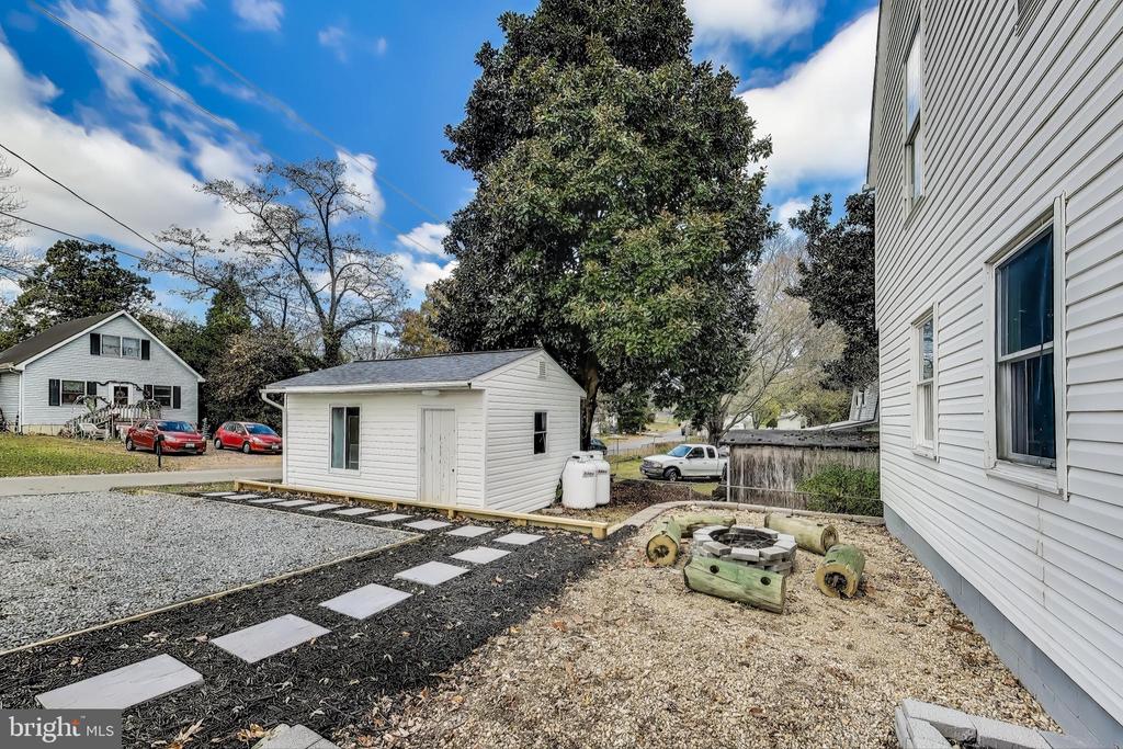 122 CHESAPEAKE AVENUE