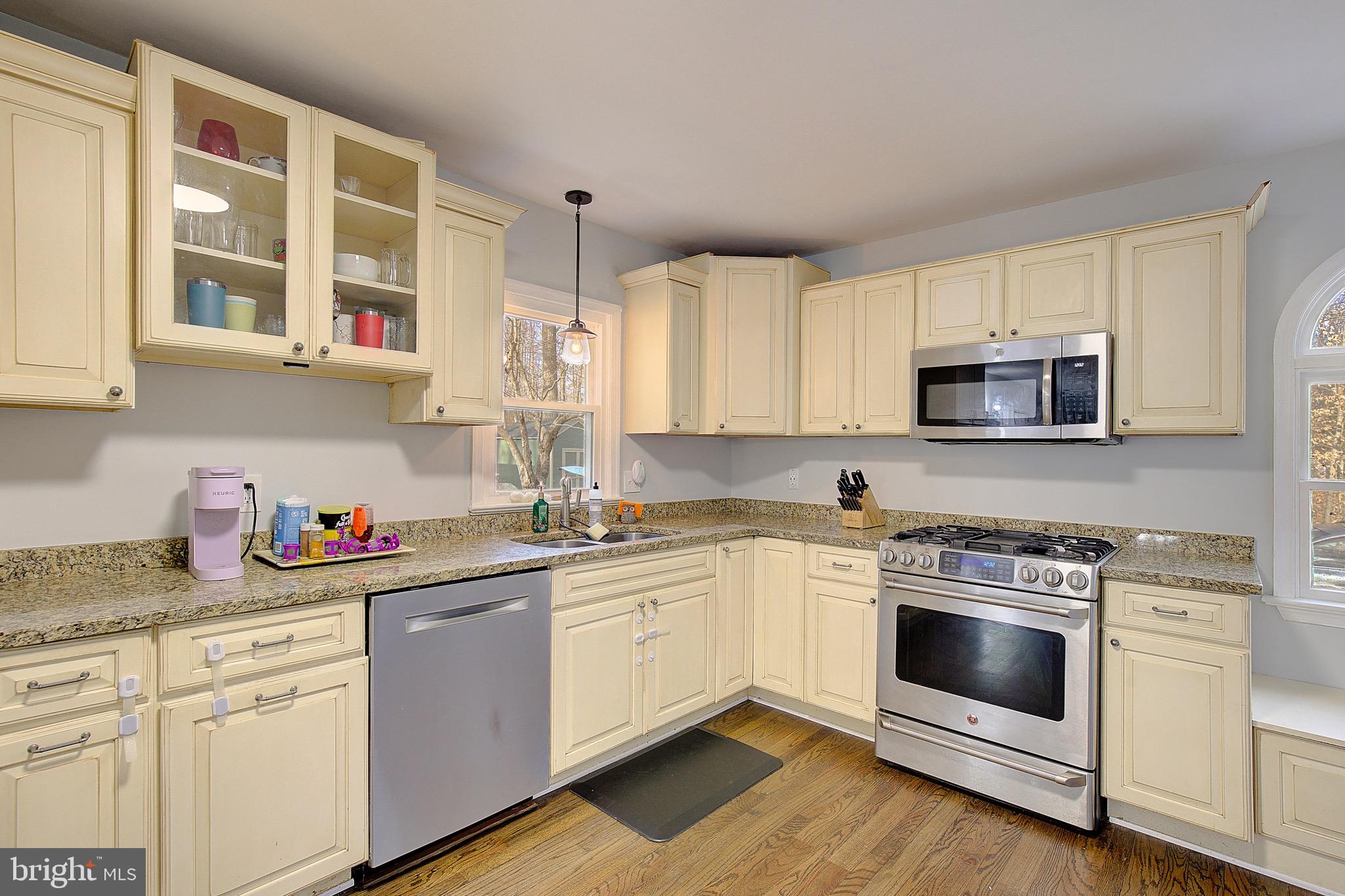 11130 DUMBARTON DRIVE