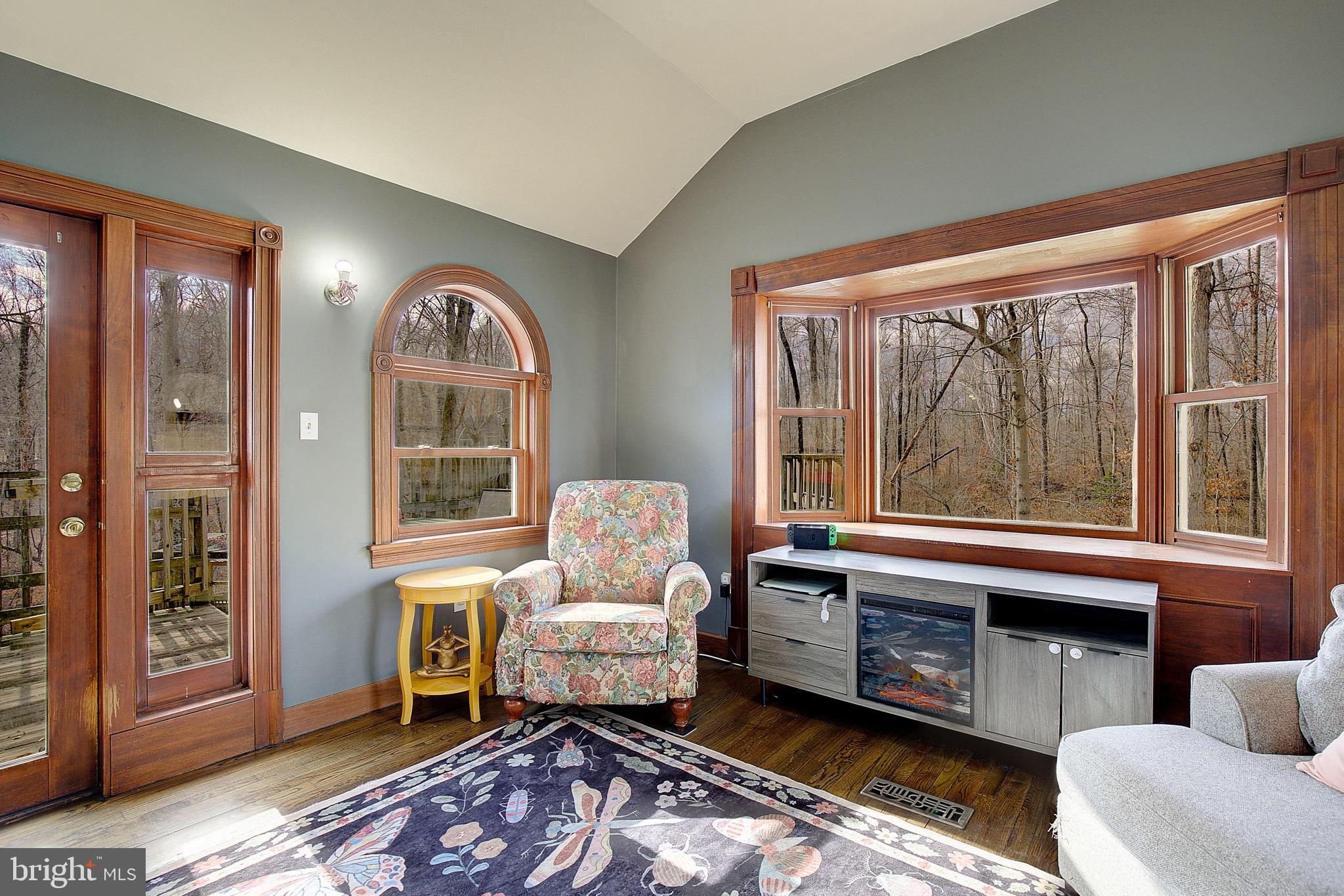 11130 DUMBARTON DRIVE