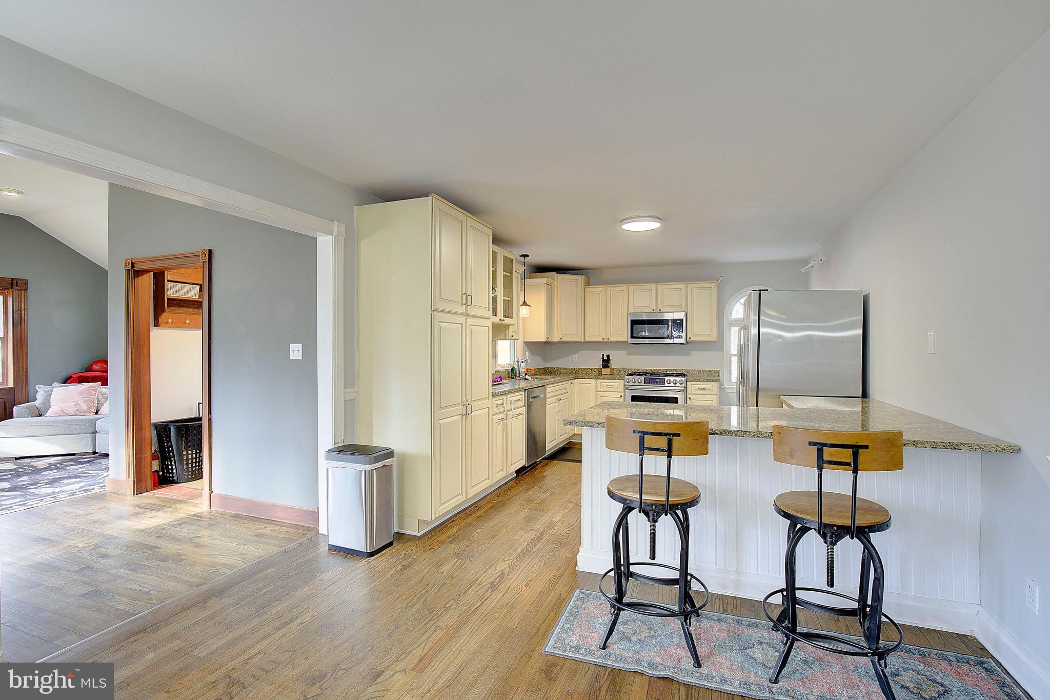 11130 DUMBARTON DRIVE