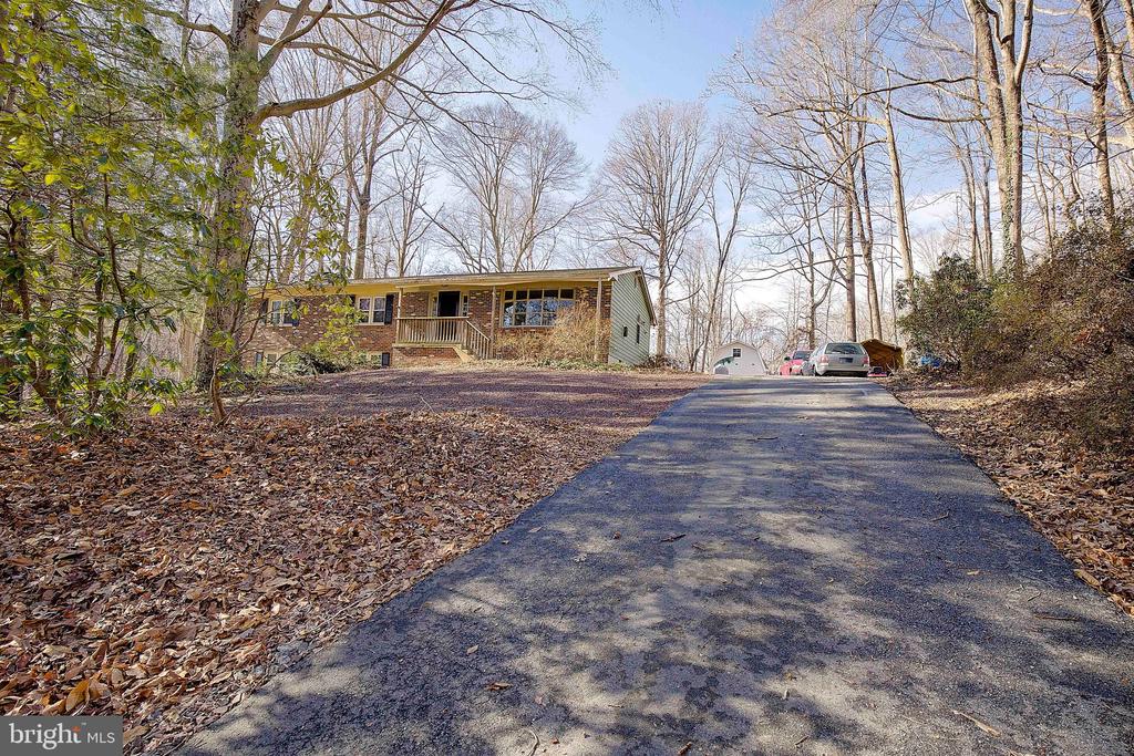 11130 DUMBARTON DRIVE