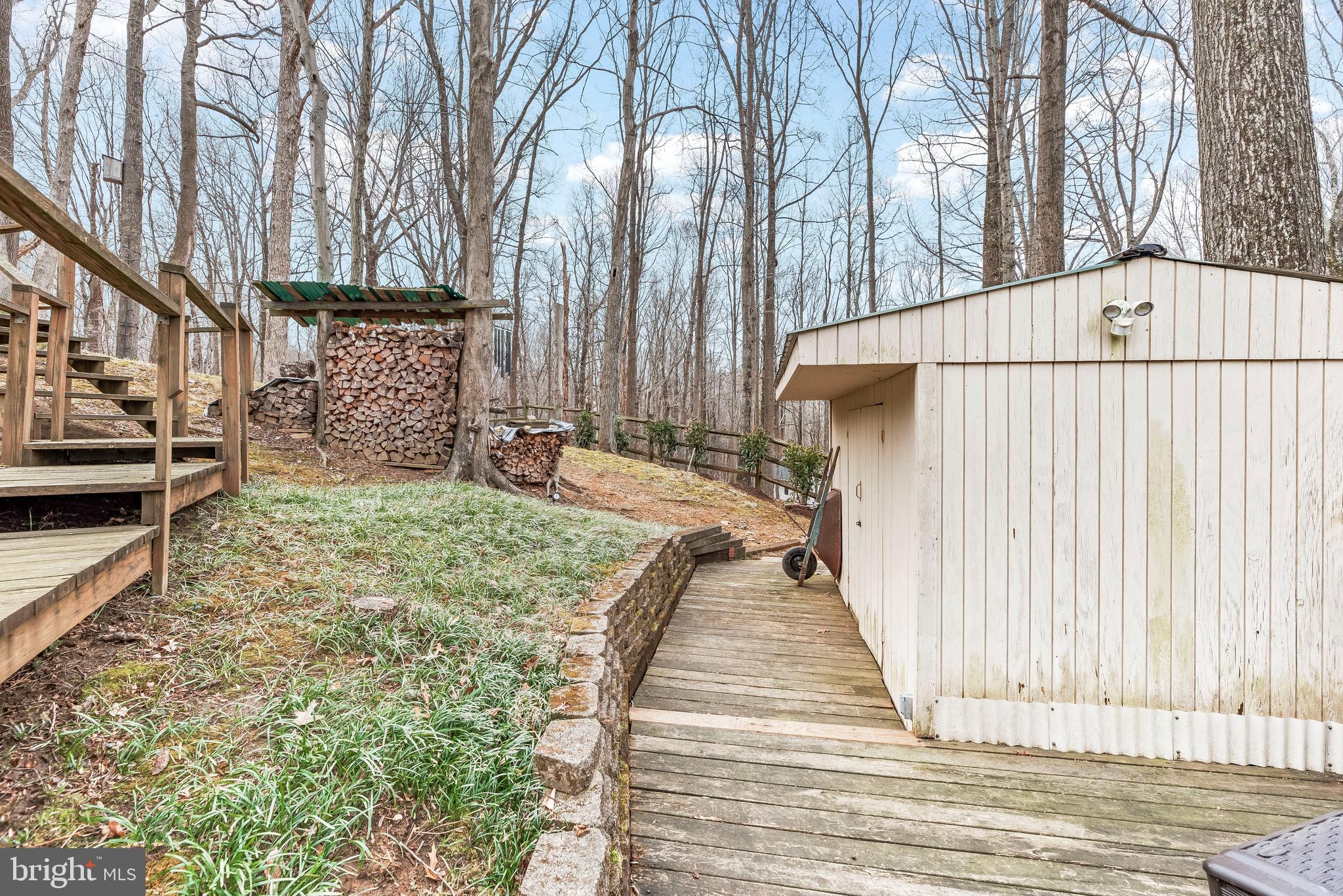 6309 BROOKEVIEW COURT