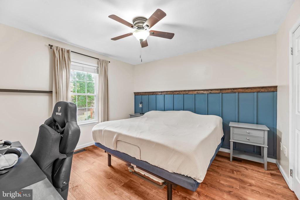 6309 BROOKEVIEW COURT