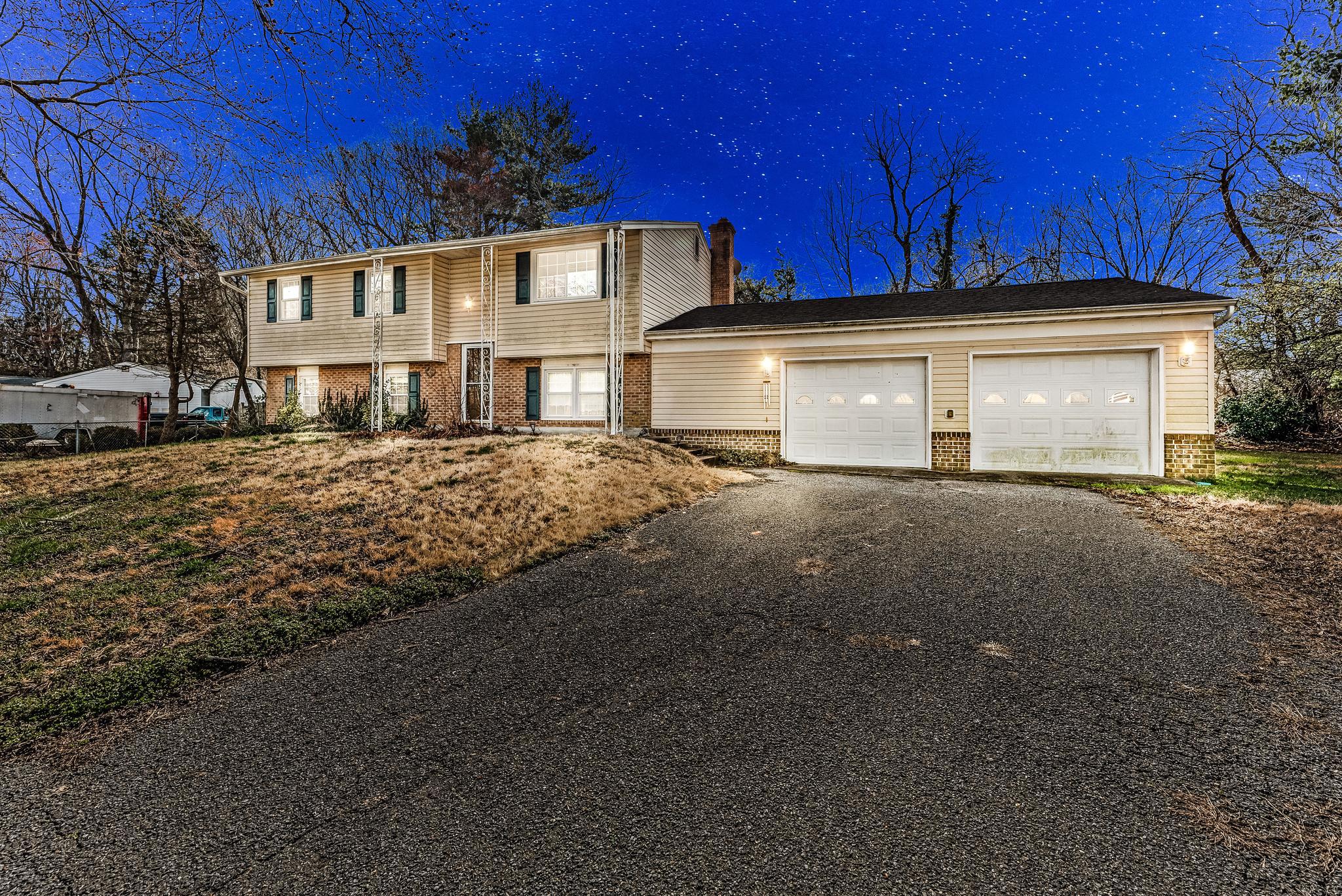 11951 PRINCE COURT
