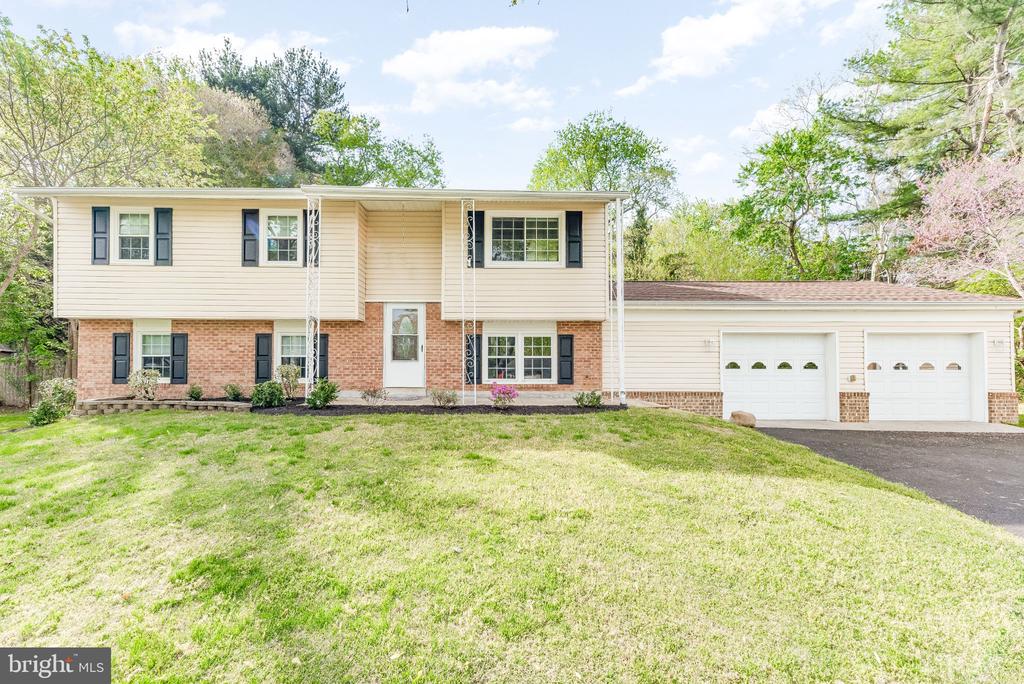 11951 PRINCE COURT