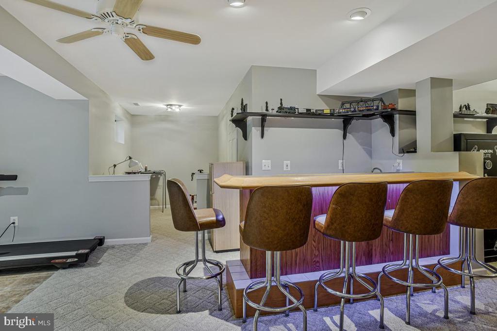 445 CROSS CREEK DRIVE