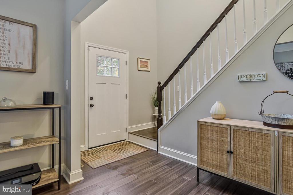445 CROSS CREEK DRIVE