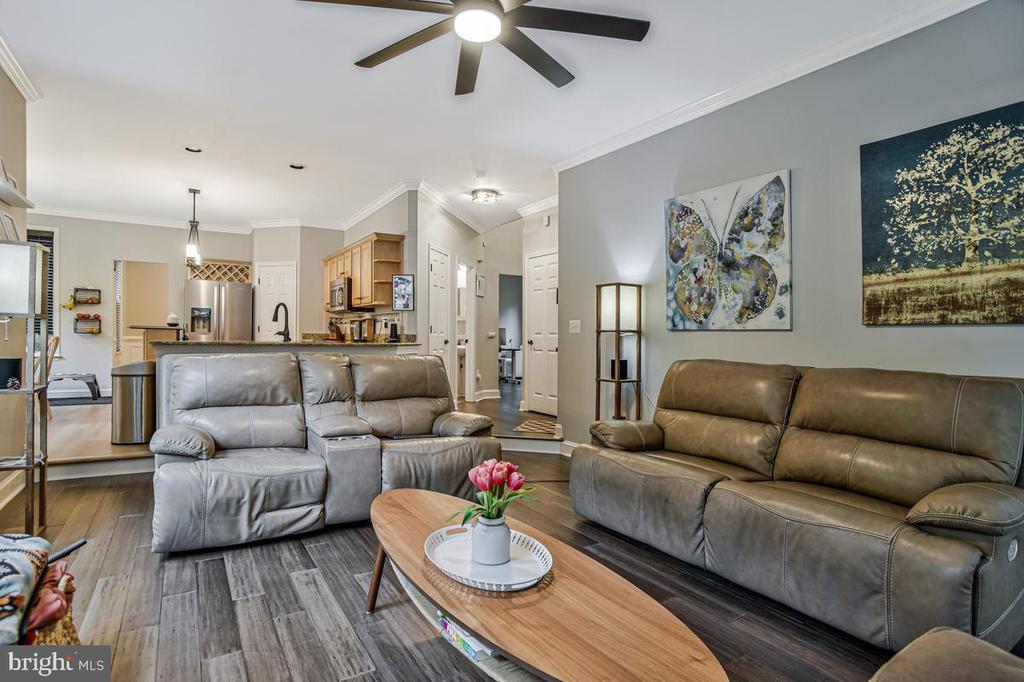 445 CROSS CREEK DRIVE
